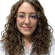 Maestra de primaria especialista en inglés. Apoyo y refuerzo en todas las áreas incluyendo inglés